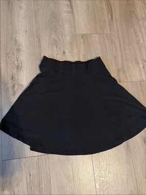 H&M Small Classic Black A-Line Women's Skirt
